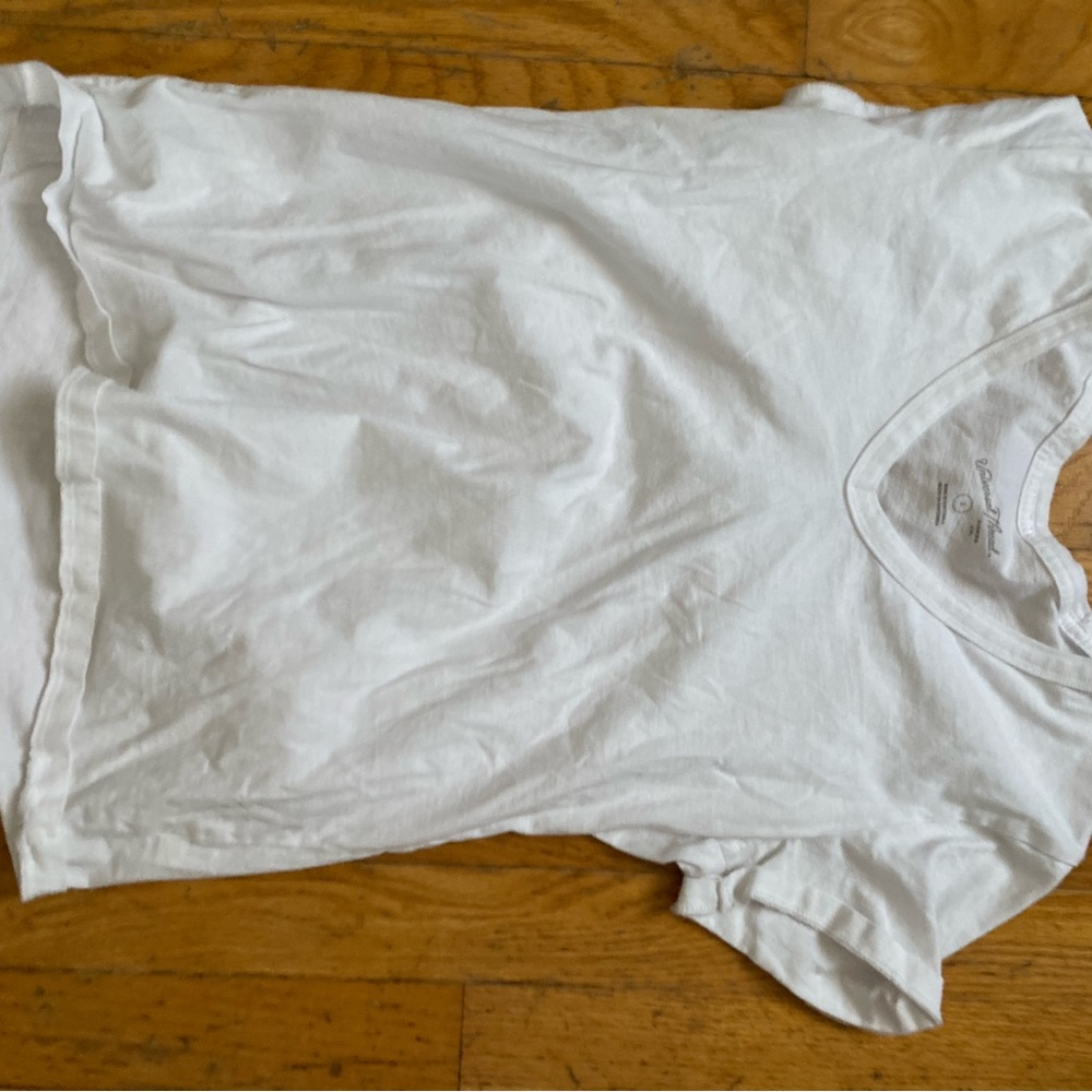 basic white shirt!